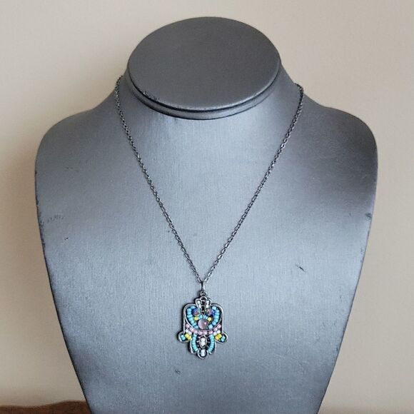 Beaded Hamsa - Picture 2 of 3